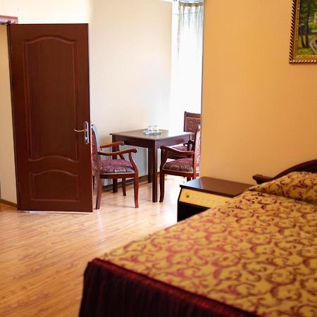 Vila Muntenia Hotel Kiszyniów Zewnętrze zdjęcie