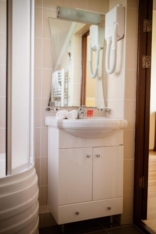 Vila Muntenia Hotel Kiszyniów Zewnętrze zdjęcie